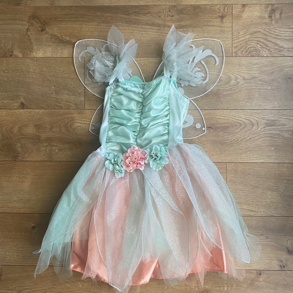 Fairy dress- detachable wings